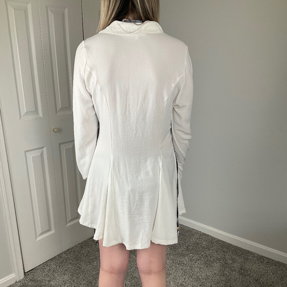 NWT White Dress with Belt - Picture 2 of 5